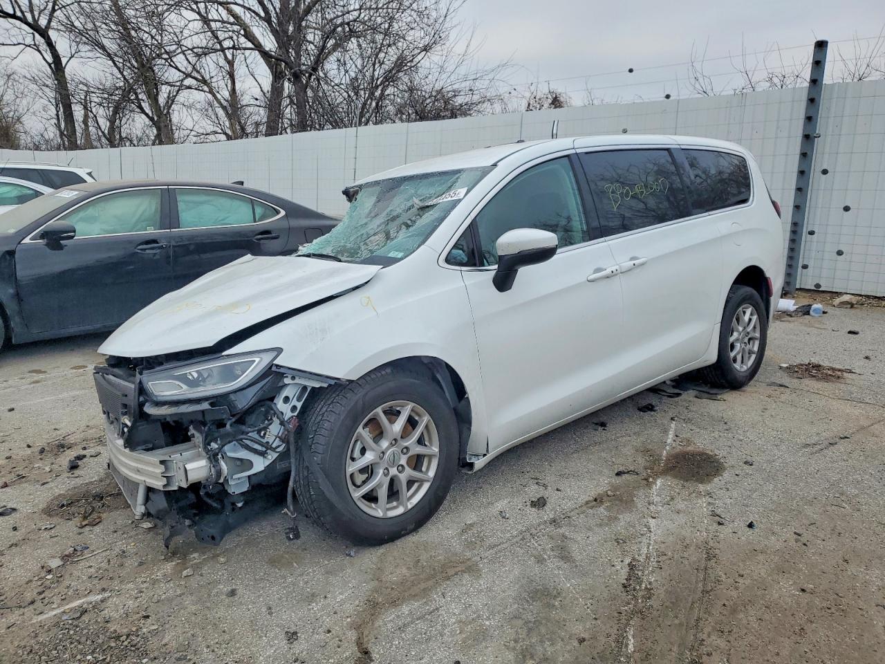 2023 CHRYSLER PACIFICA