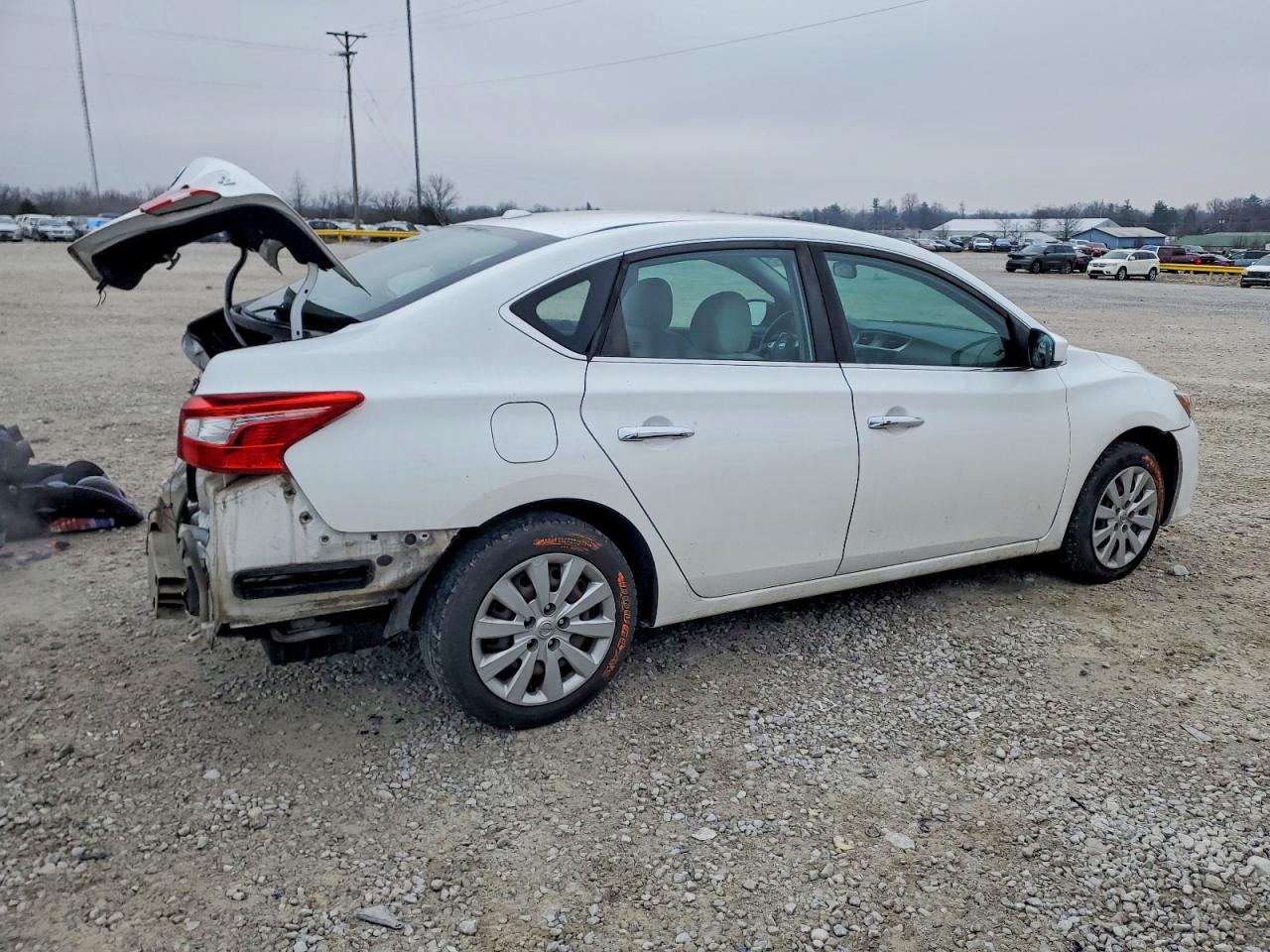 2017 NISSAN SENTRA S photo 3