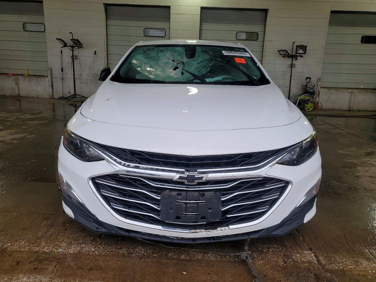 2020 CHEVROLET MALIBU LS photo 5
