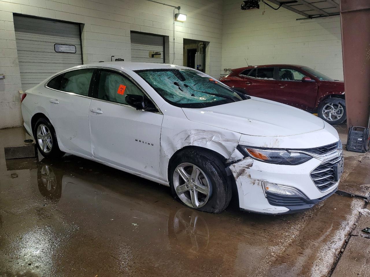 2020 CHEVROLET MALIBU LS photo 4