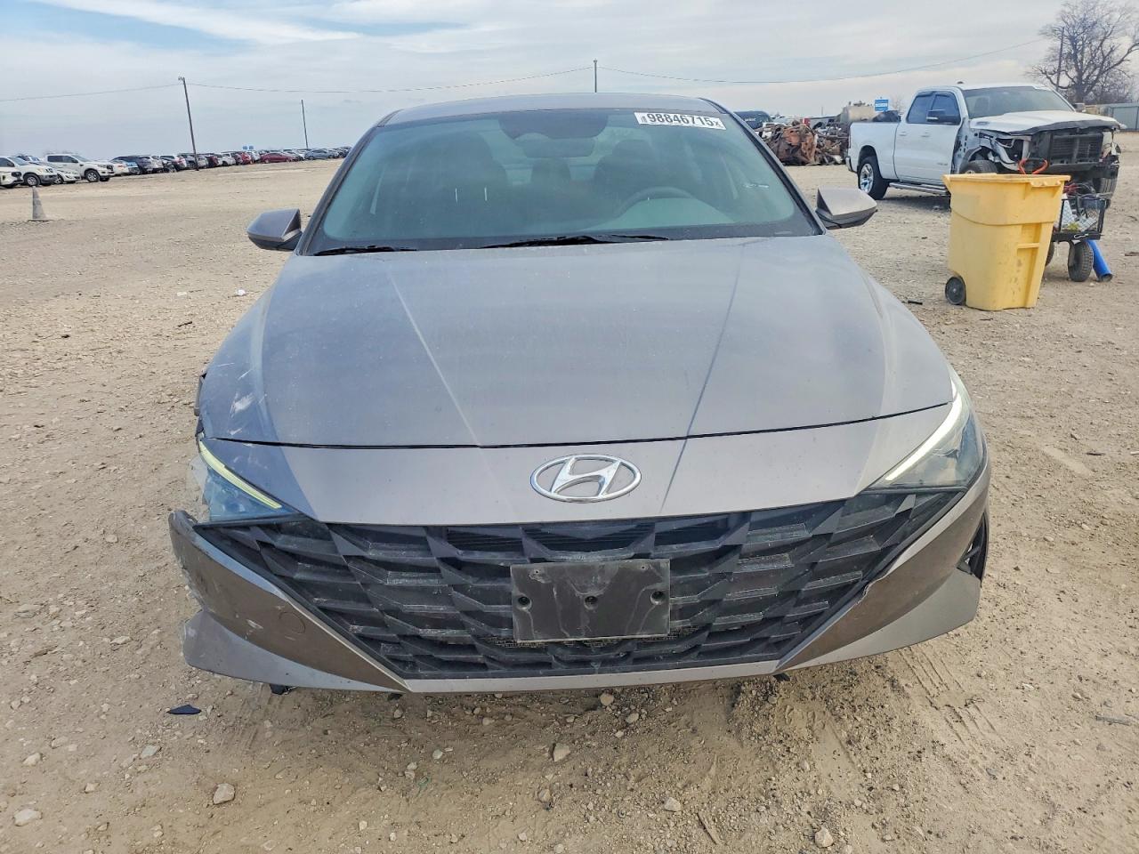 2023 HYUNDAI ELANTRA BLUE photo 5