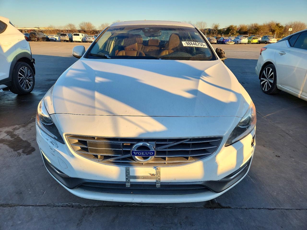 2017 VOLVO S60 photo 5