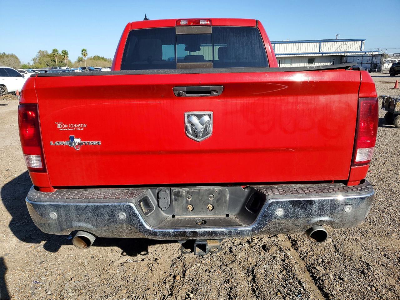 2015 RAM 1500 SLT photo 11