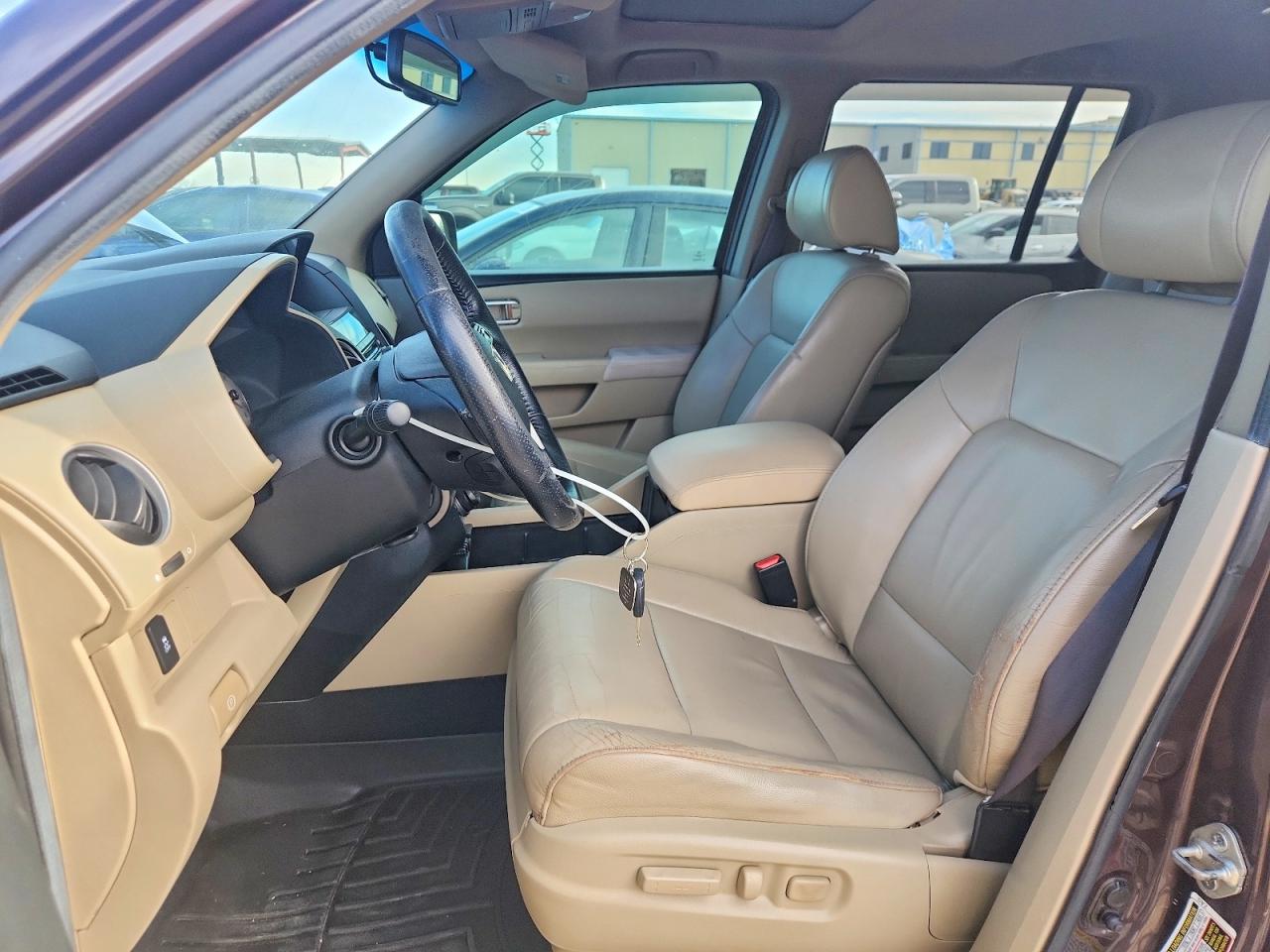 2012 HONDA PILOT EXLN photo 13