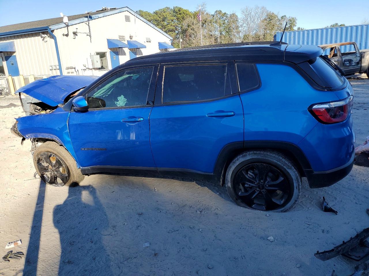 2019 JEEP COMPASS LATITUDE photo 2