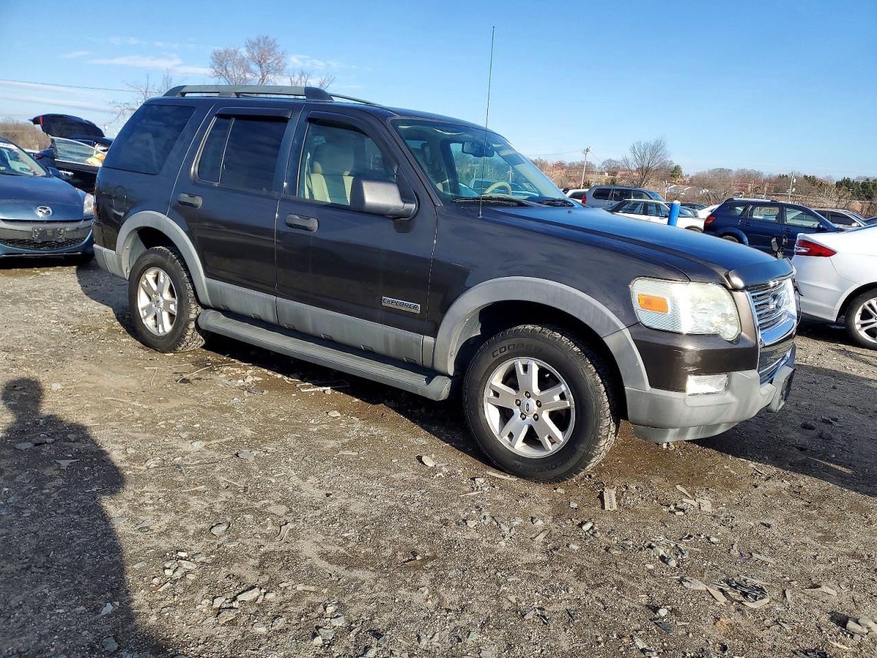 2006 FORD EXPLORER photo 4