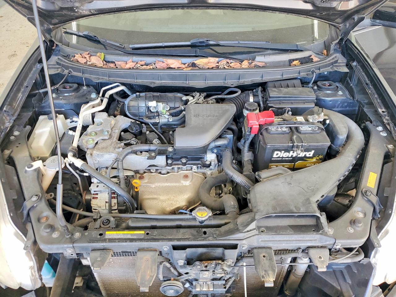 2011 NISSAN ROGUE S photo 12