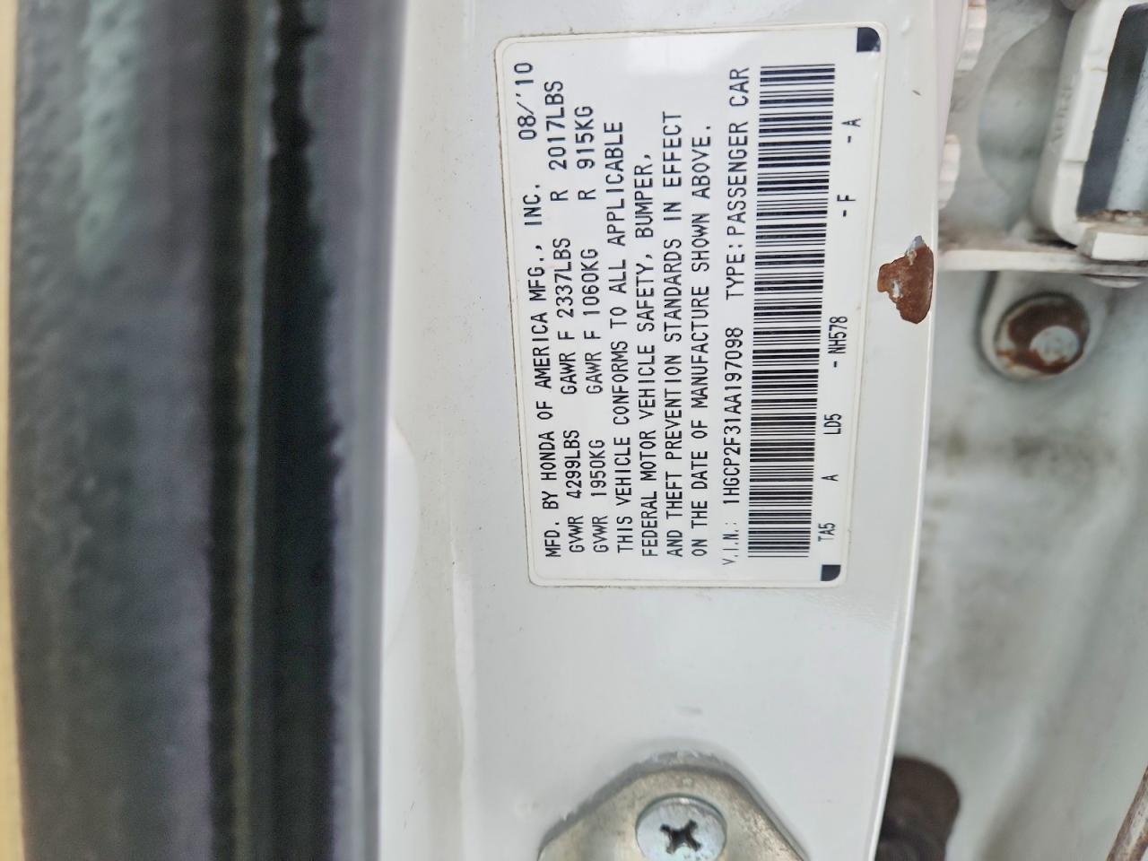 2010 HONDA ACCORD LX photo 13