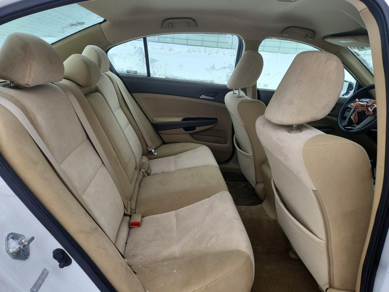 2010 HONDA ACCORD LX photo 10