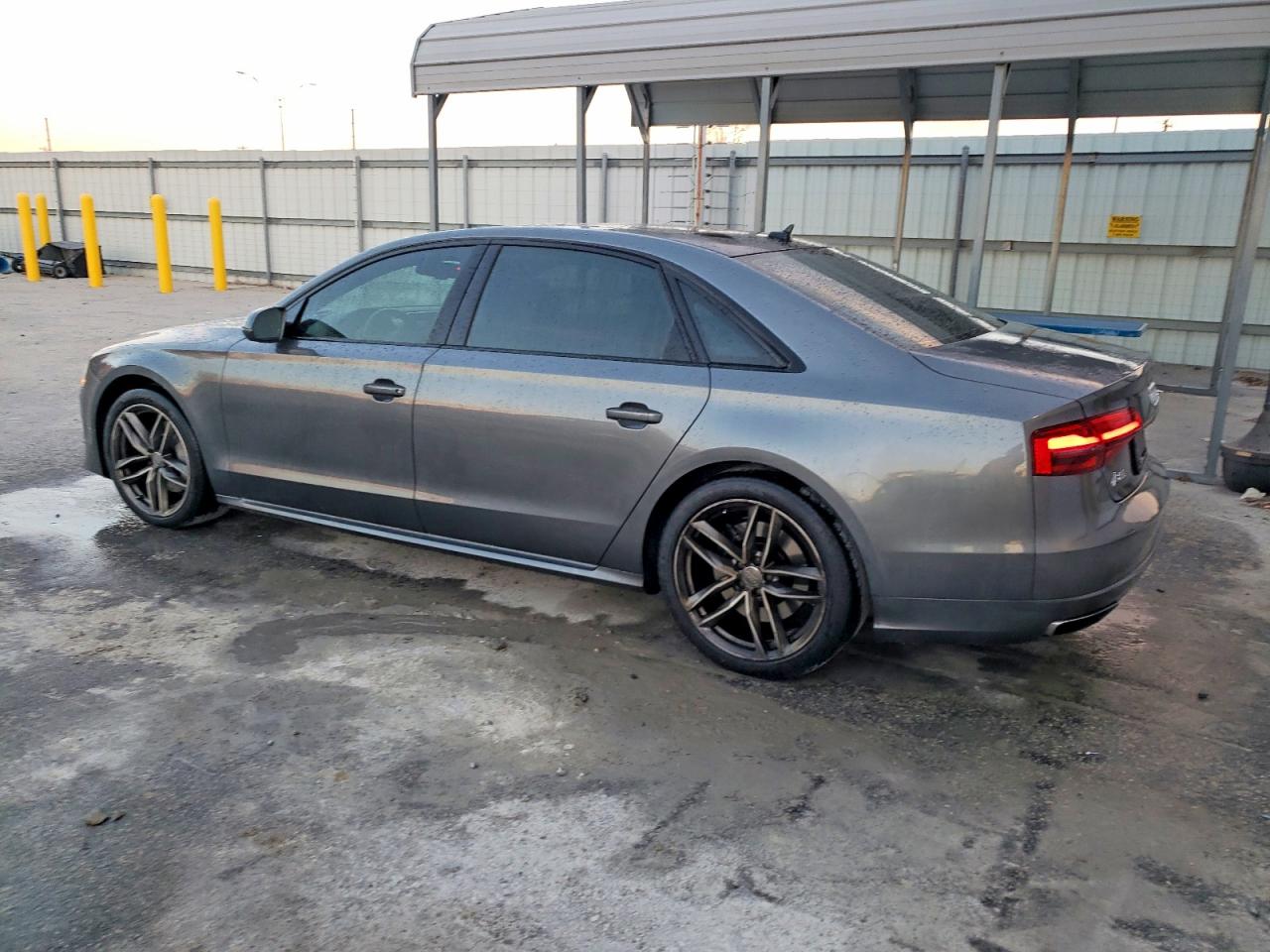 2017 AUDI A8 L QUATTRO photo 3