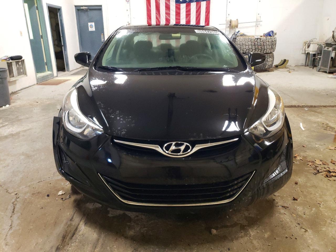 2014 HYUNDAI ELANTRA SE photo 5