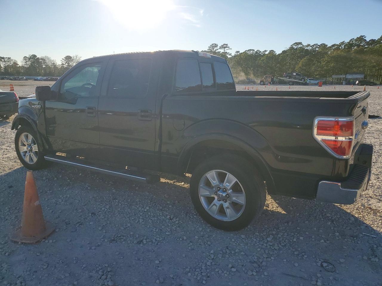 2011 FORD F150 SUPERCREW photo 2