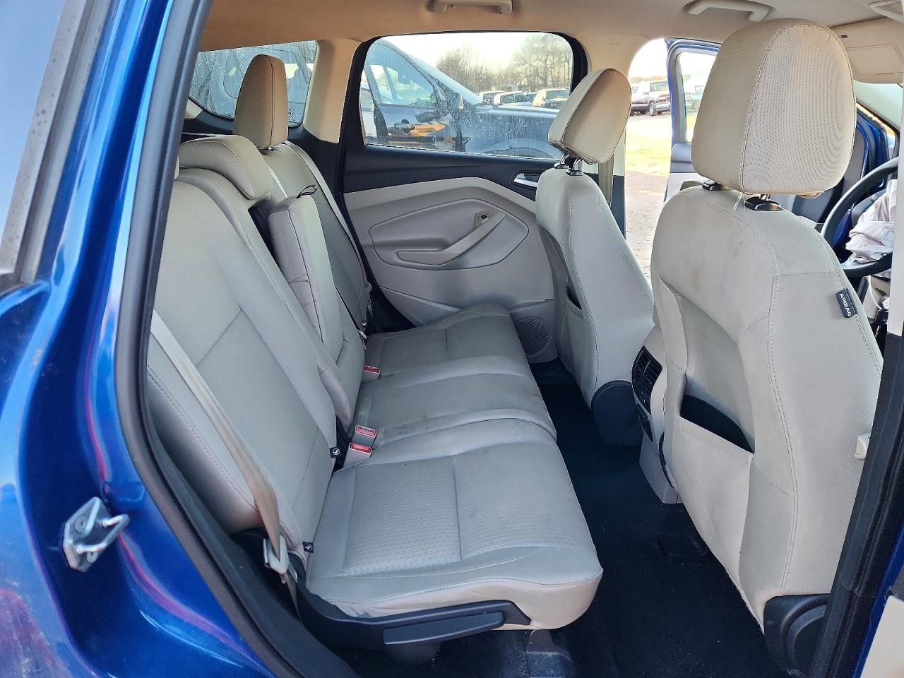 2017 FORD ESCAPE SE photo 11