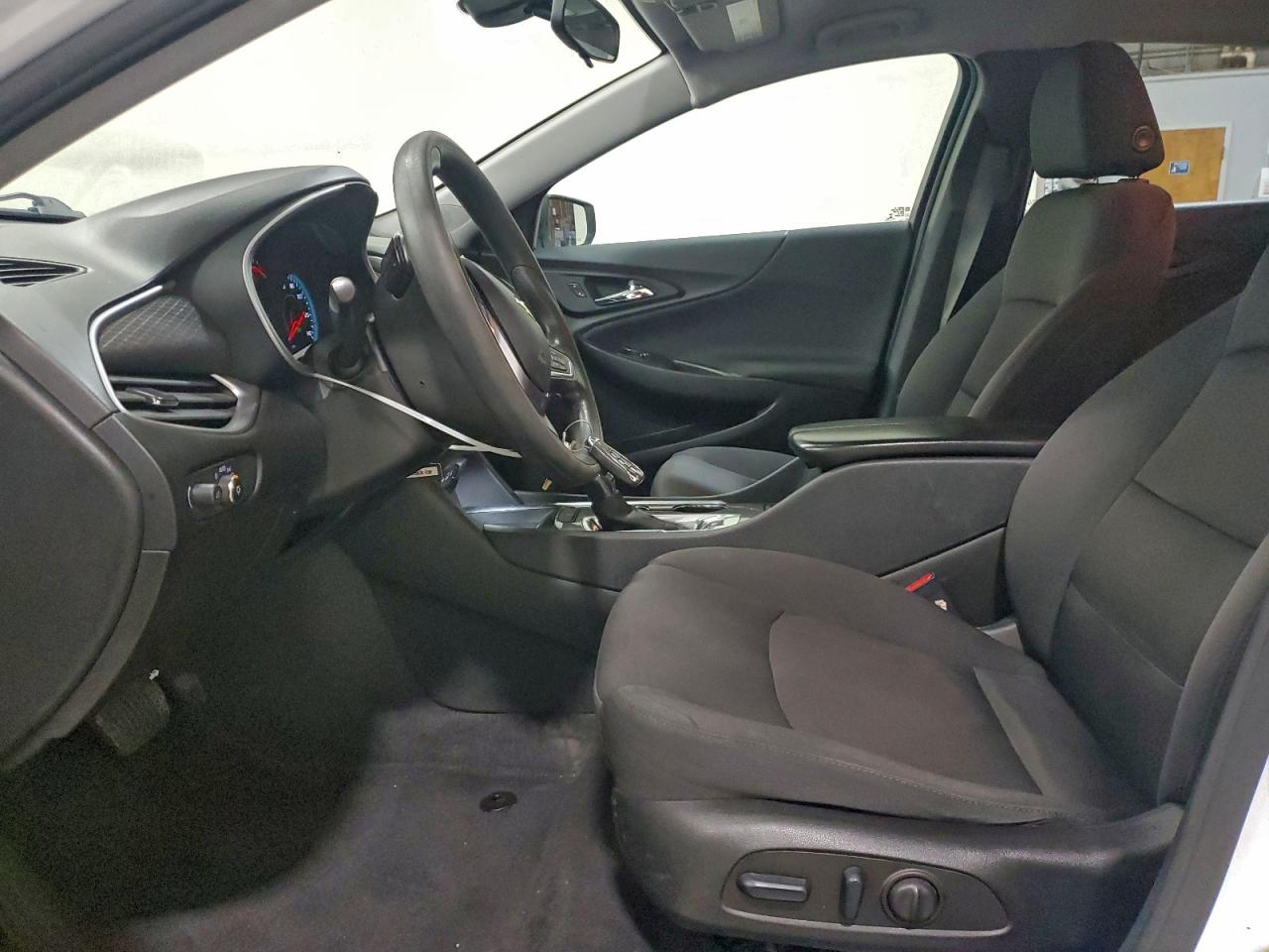 2022 CHEVROLET MALIBU LT photo 7