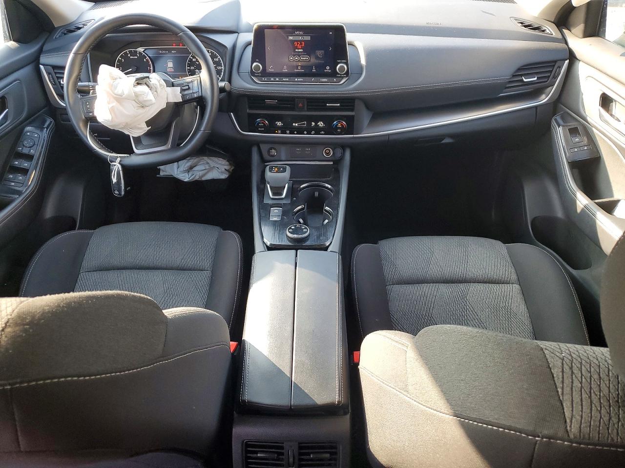 2025 NISSAN ROGUE SV photo 8