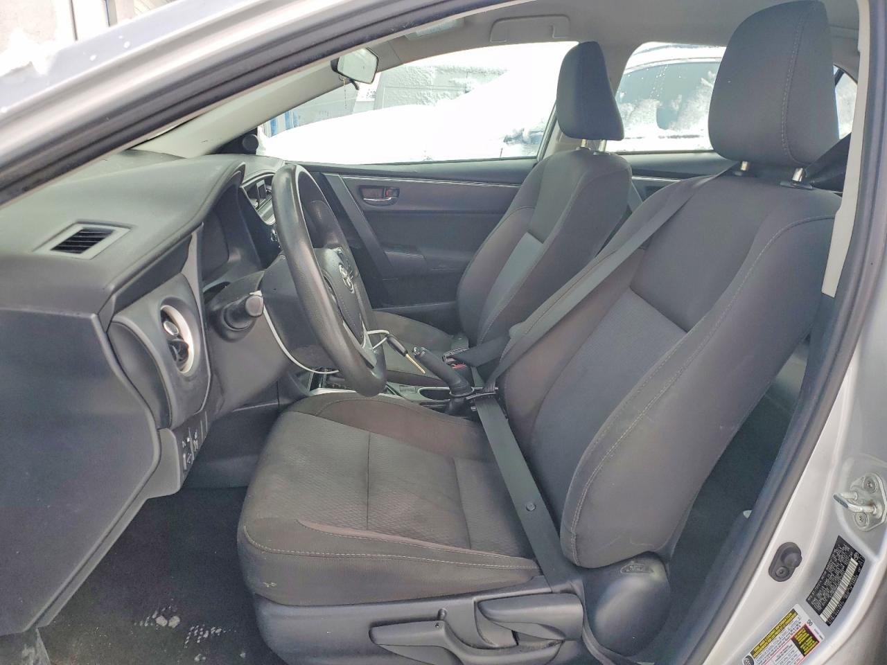2017 TOYOTA COROLLA L photo 7