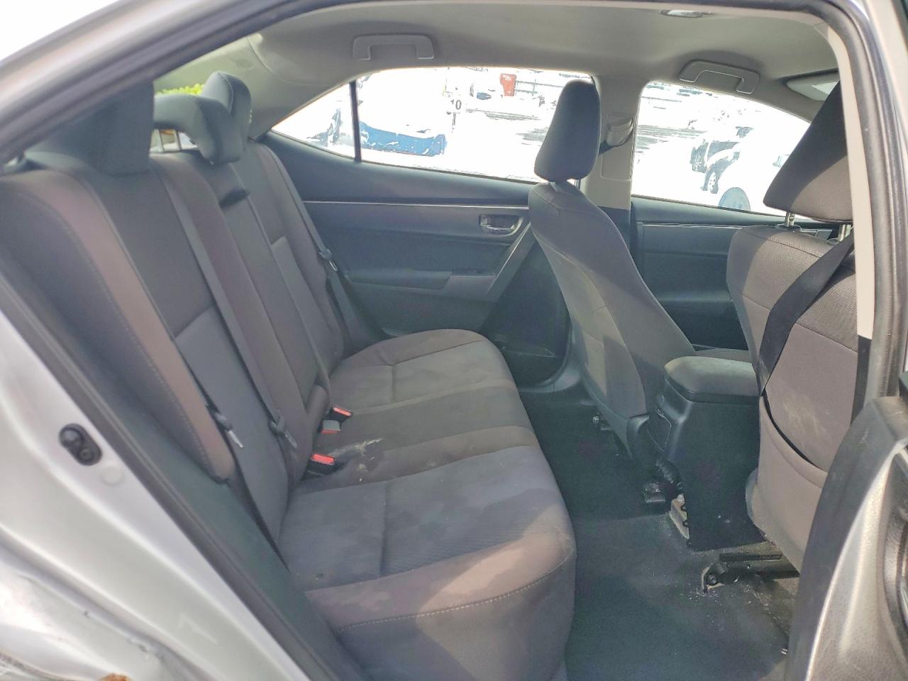 2017 TOYOTA COROLLA L photo 10