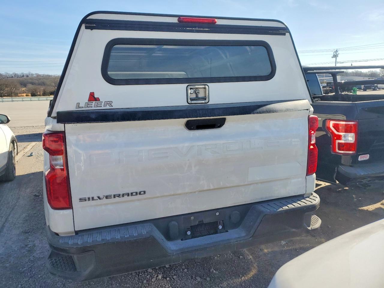 2023 CHEVROLET SILVERADO C1500 photo 11