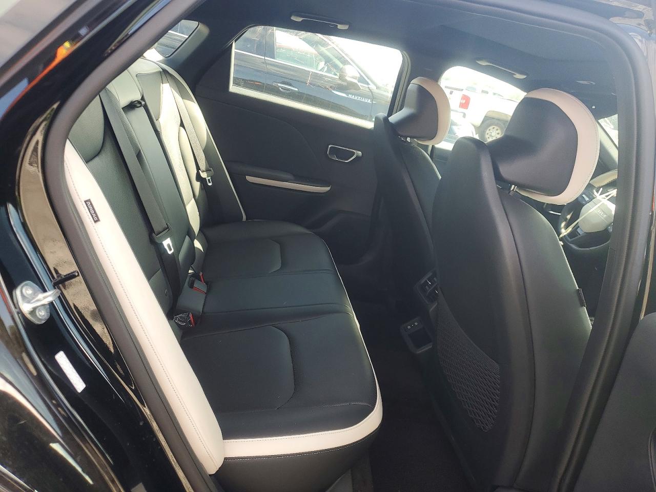 2025 KIA K4 GT-LINE TURBO photo 19