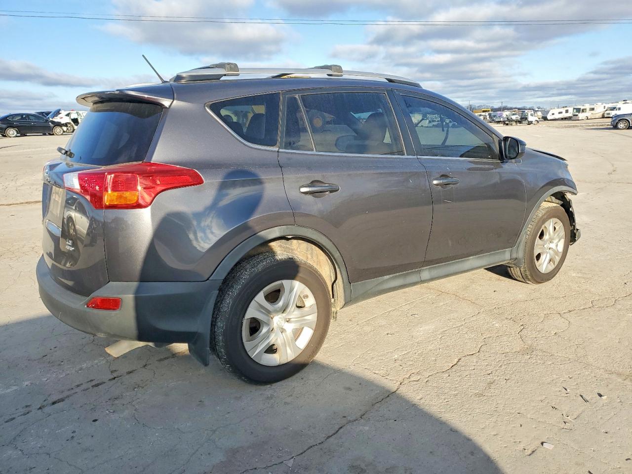 2015 TOYOTA RAV4 LE photo 7
