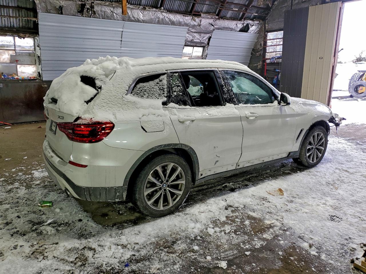 2018 BMW X3 XDRIVE30I photo 3