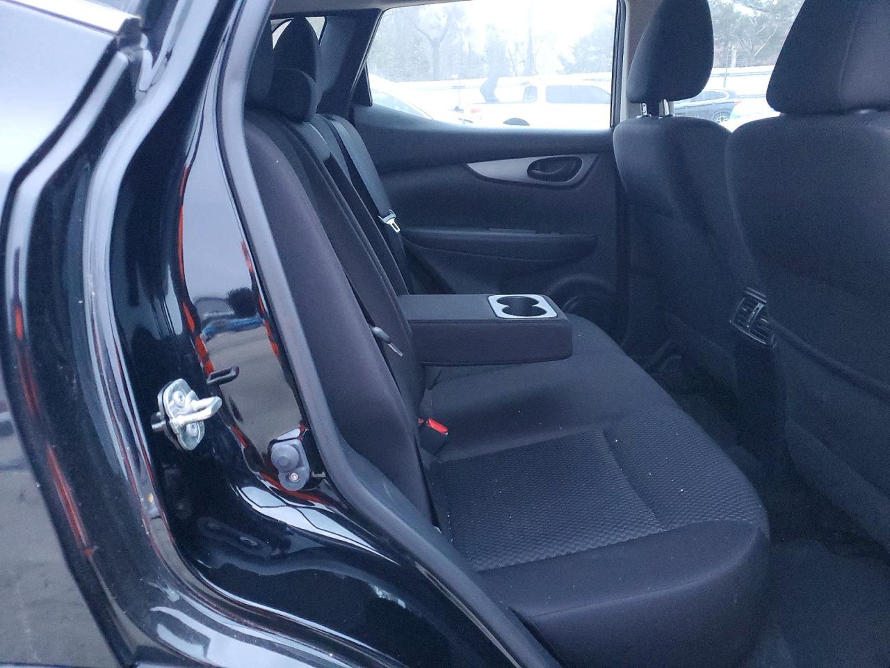 2019 NISSAN ROGUE SPORT S photo 11