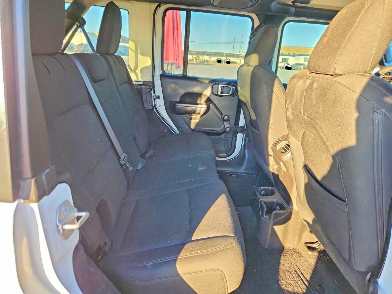 2018 JEEP WRANGLER UNLIMITED SPORT photo 10