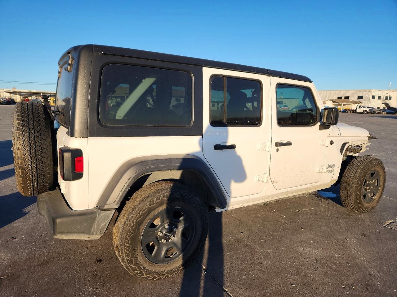 2018 JEEP WRANGLER UNLIMITED SPORT photo 3