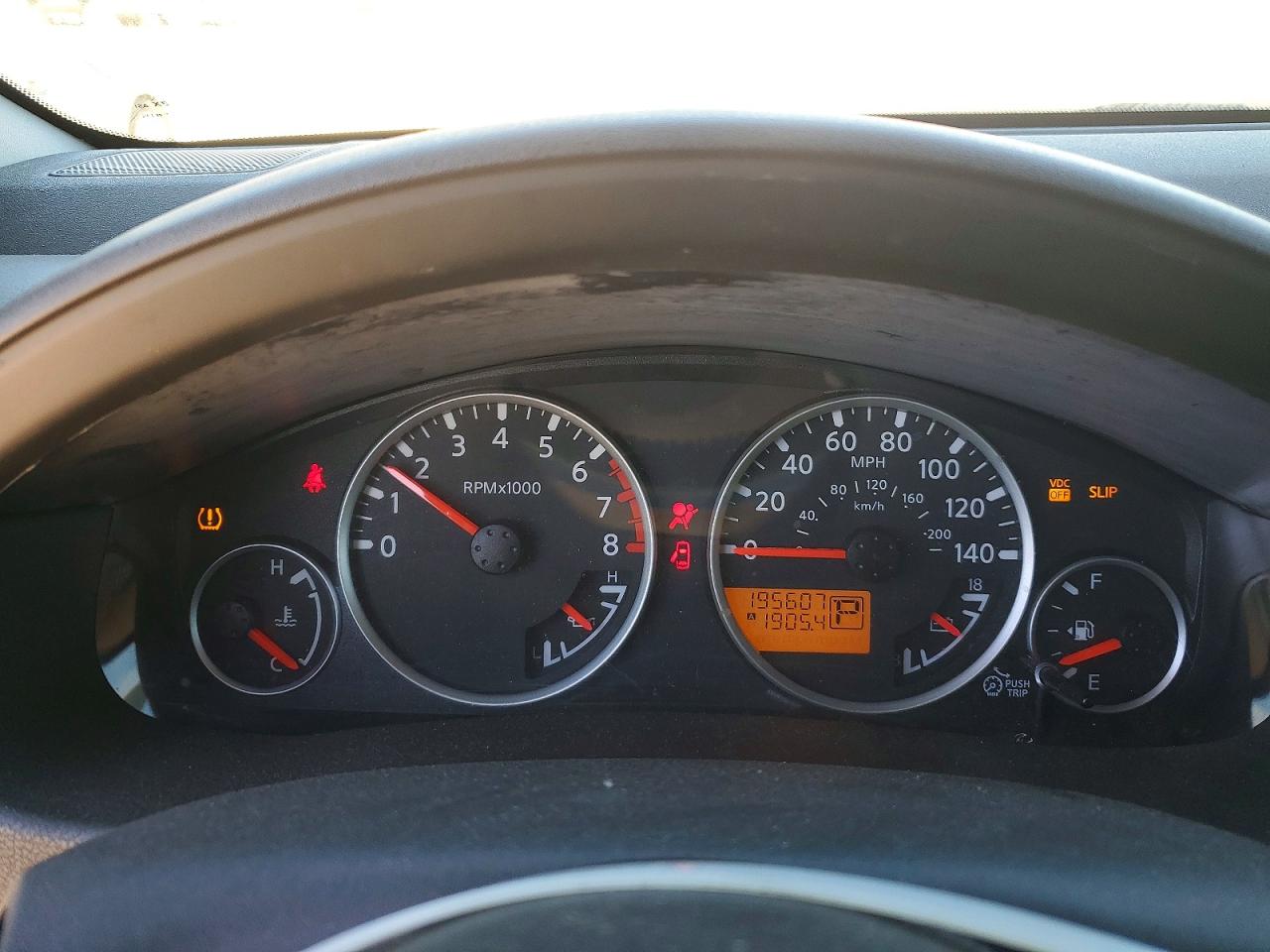 2011 NISSAN PATHFINDER S photo 17