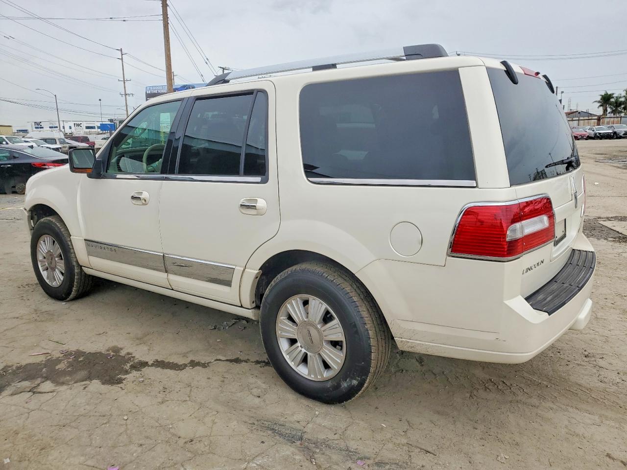 2008 LINCOLN NAVIGATOR photo 2