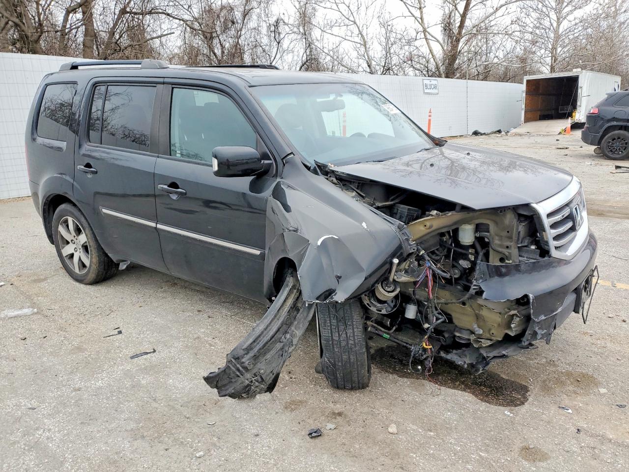 2013 HONDA PILOT TOURING photo 4