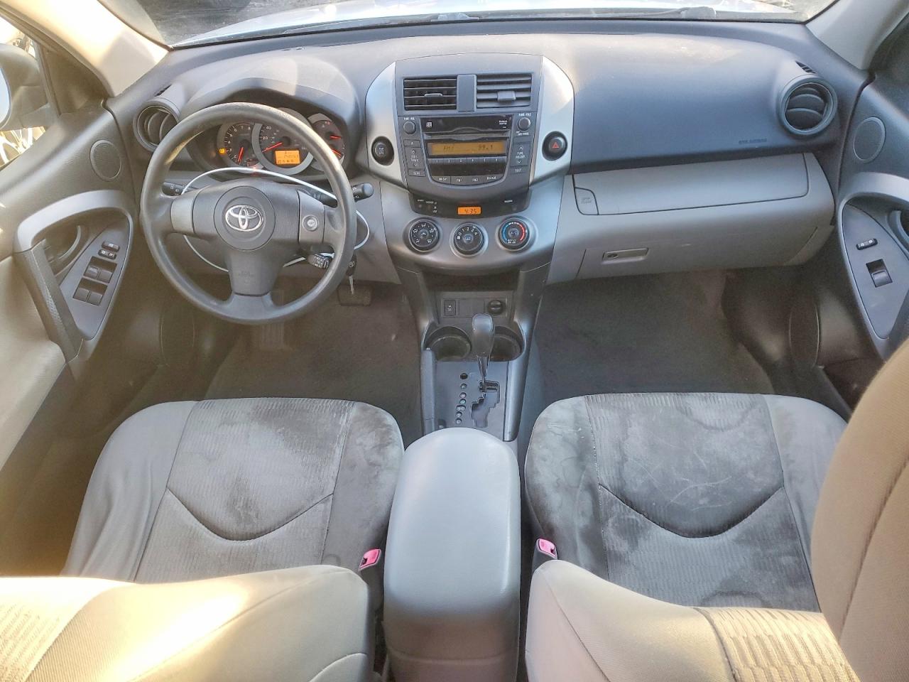 2010 TOYOTA RAV4 photo 8