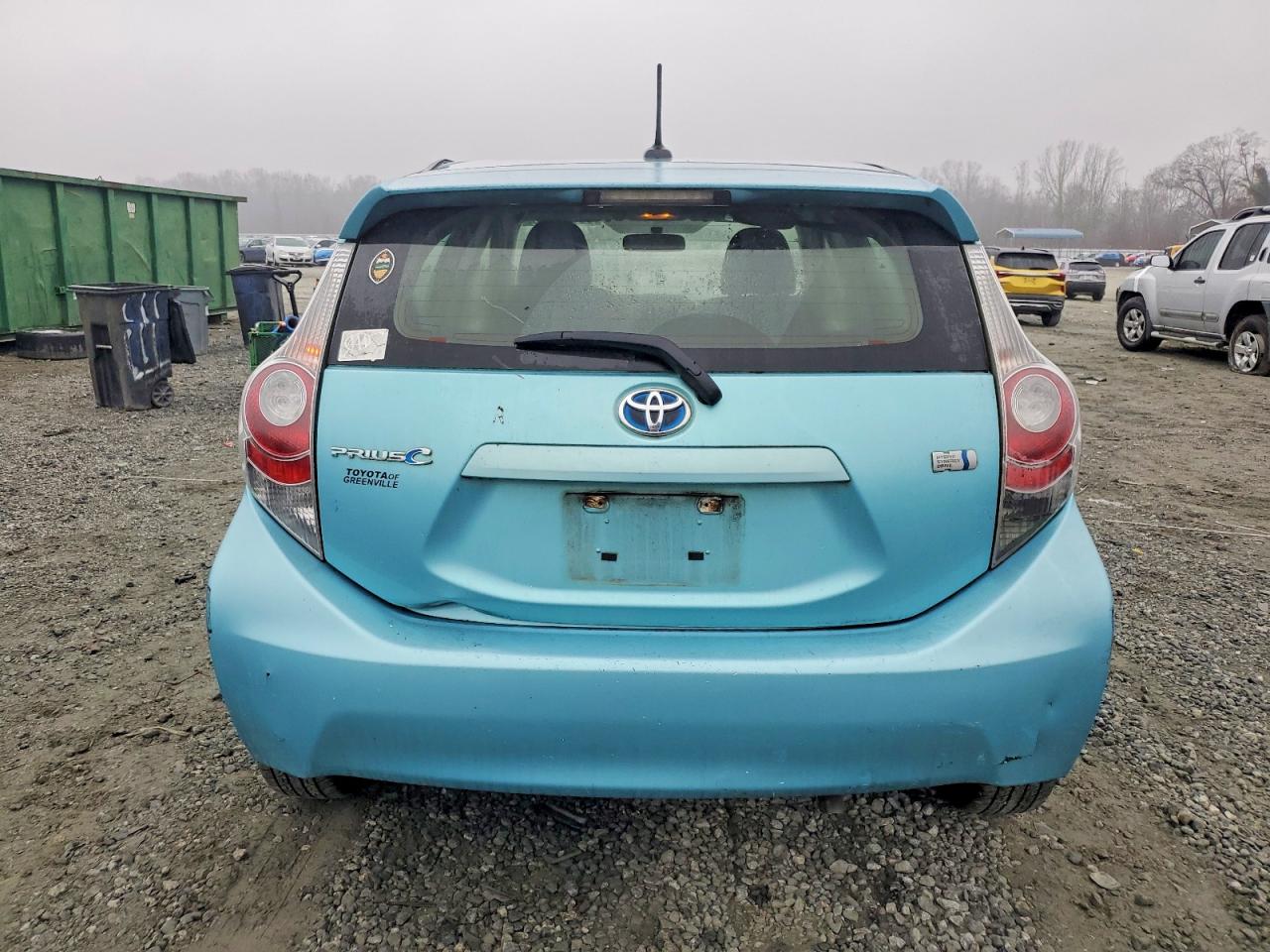 2013 TOYOTA PRIUS C photo 11