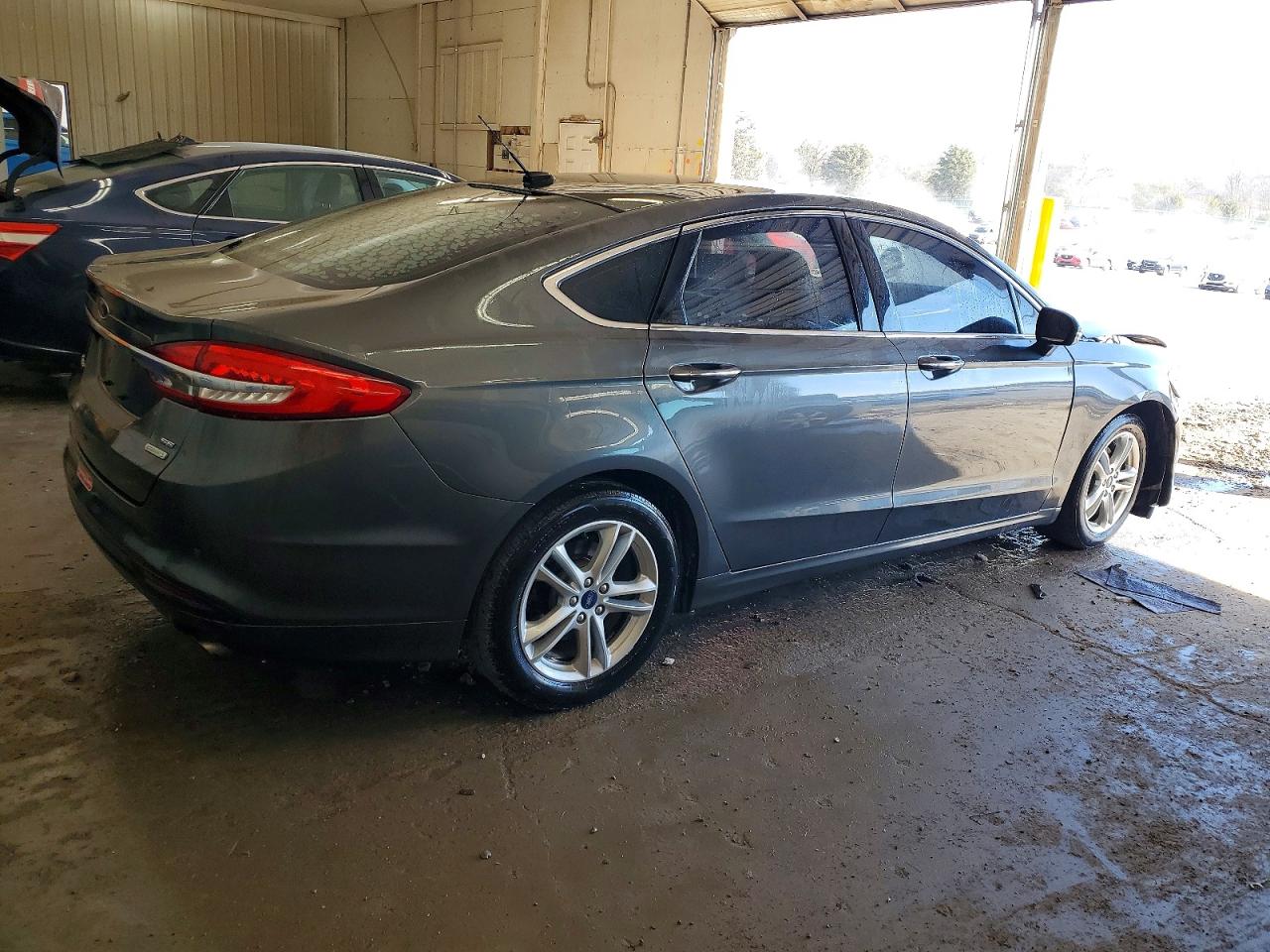 2018 FORD FUSION SE photo 3