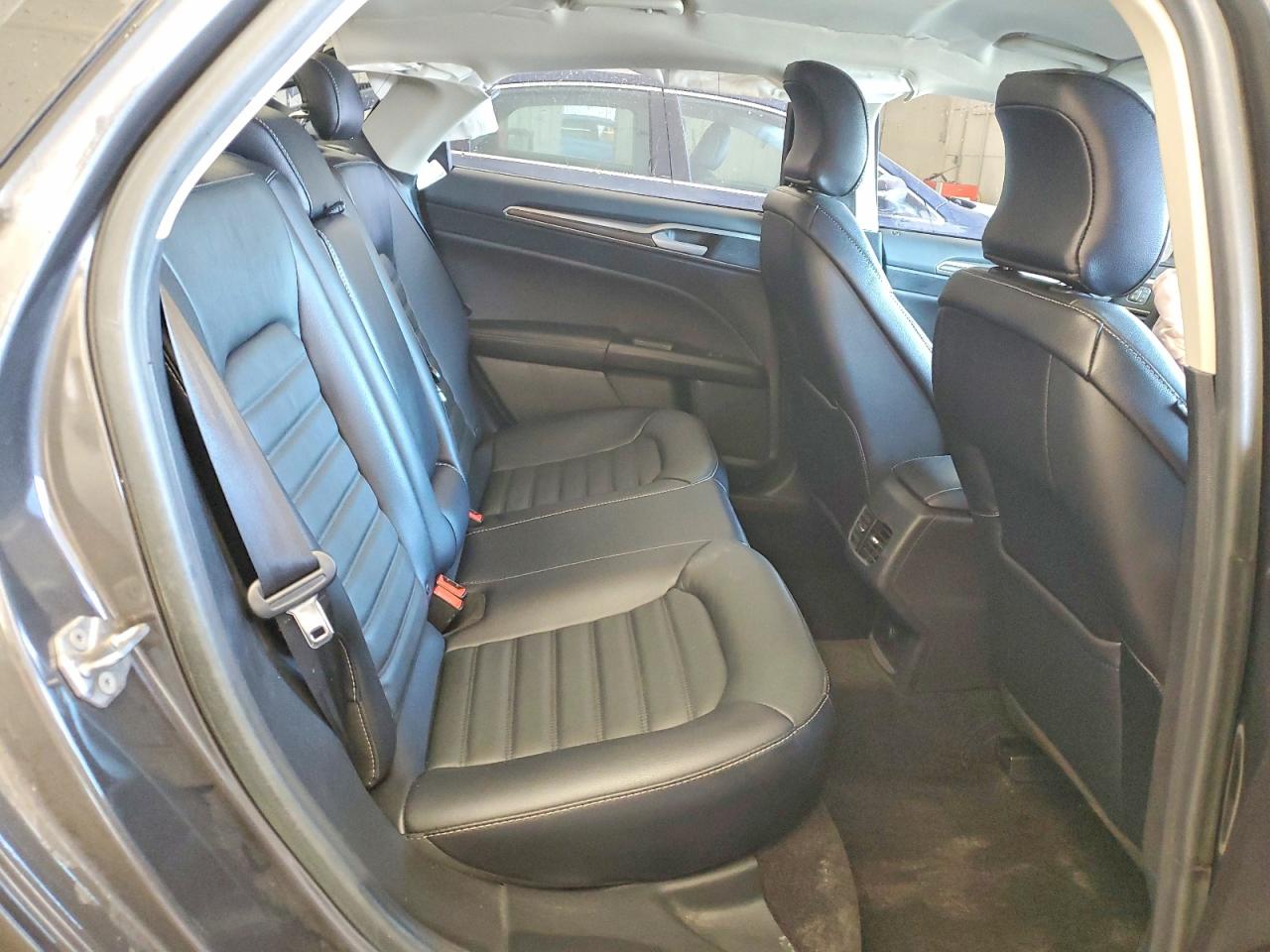 2018 FORD FUSION SE photo 10