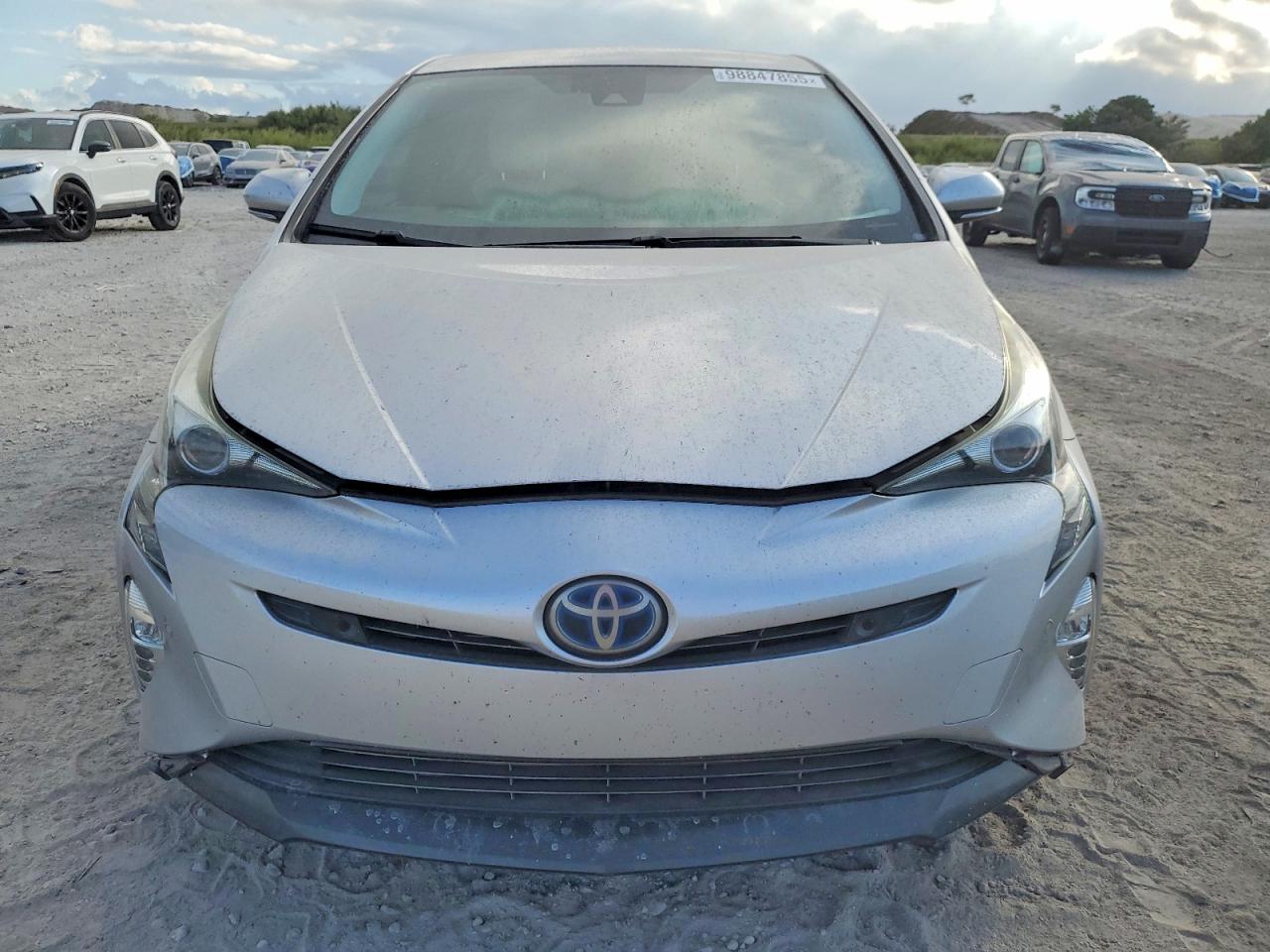 2018 TOYOTA PRIUS photo 5