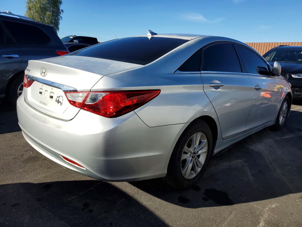 2013 HYUNDAI SONATA GLS photo 3