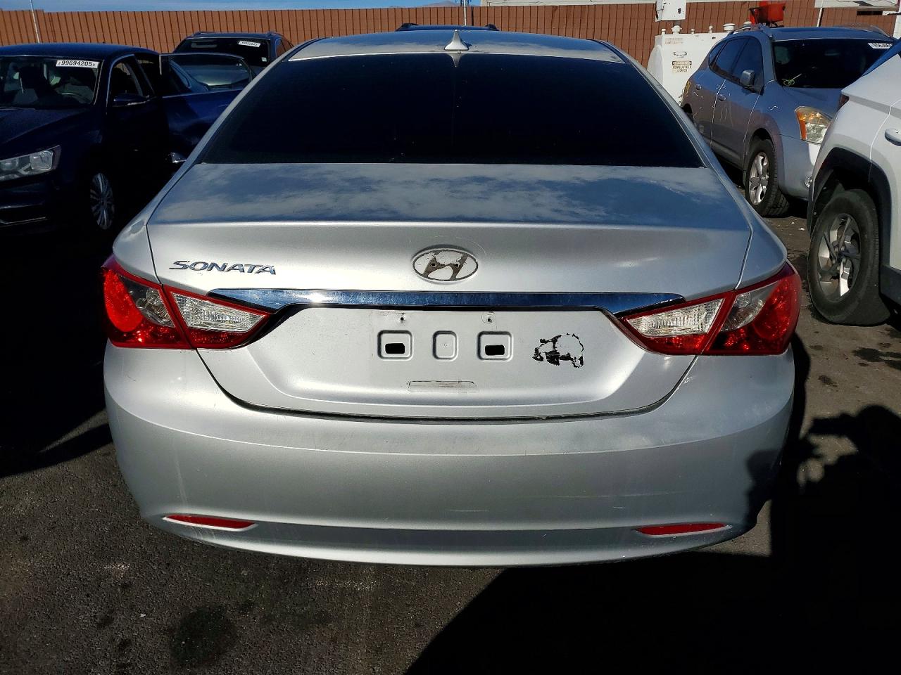 2013 HYUNDAI SONATA GLS photo 6