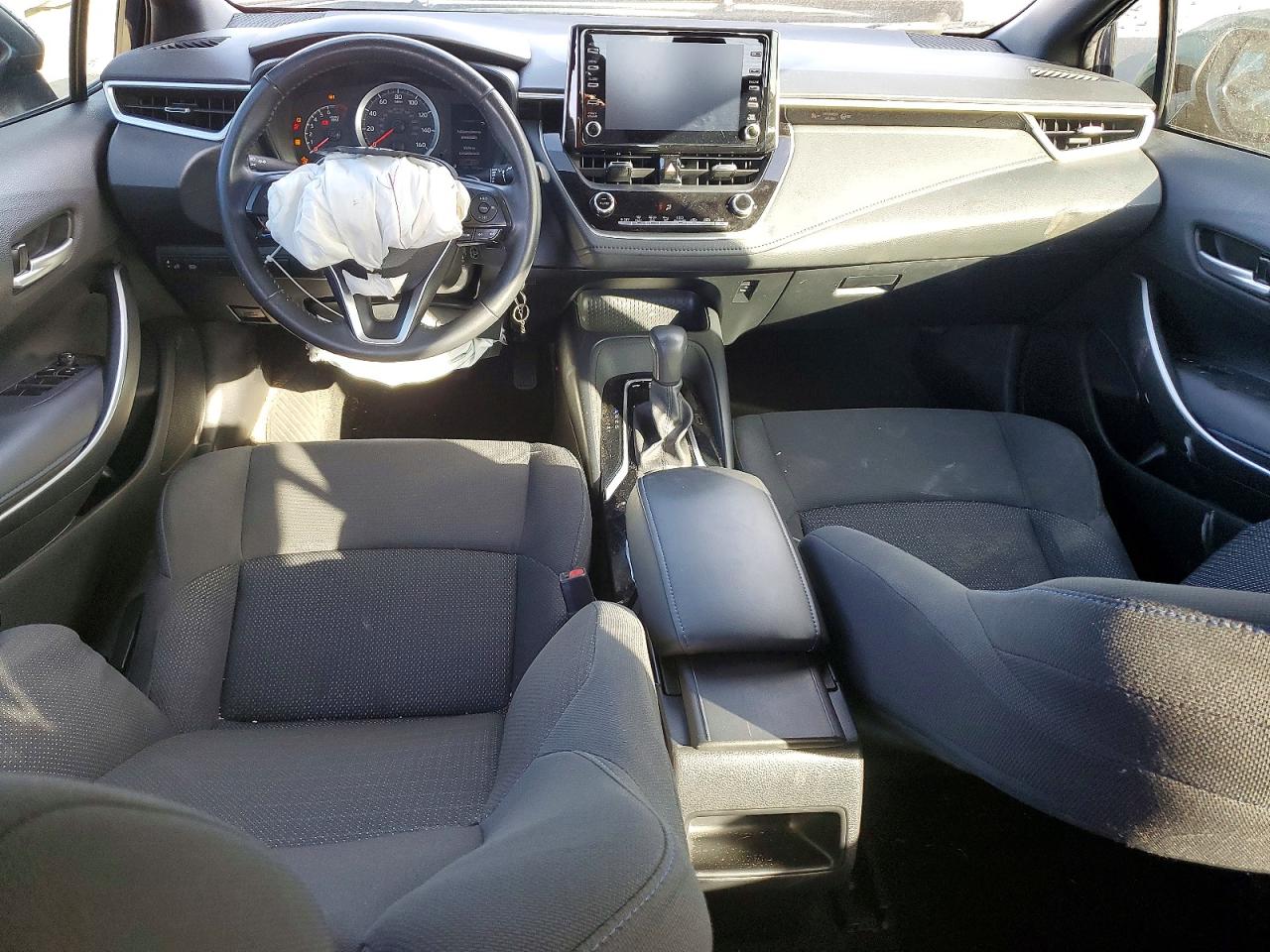 2020 TOYOTA COROLLA SE photo 8