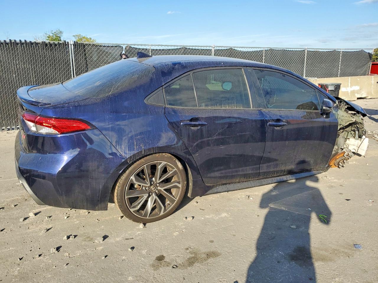 2020 TOYOTA COROLLA SE photo 3