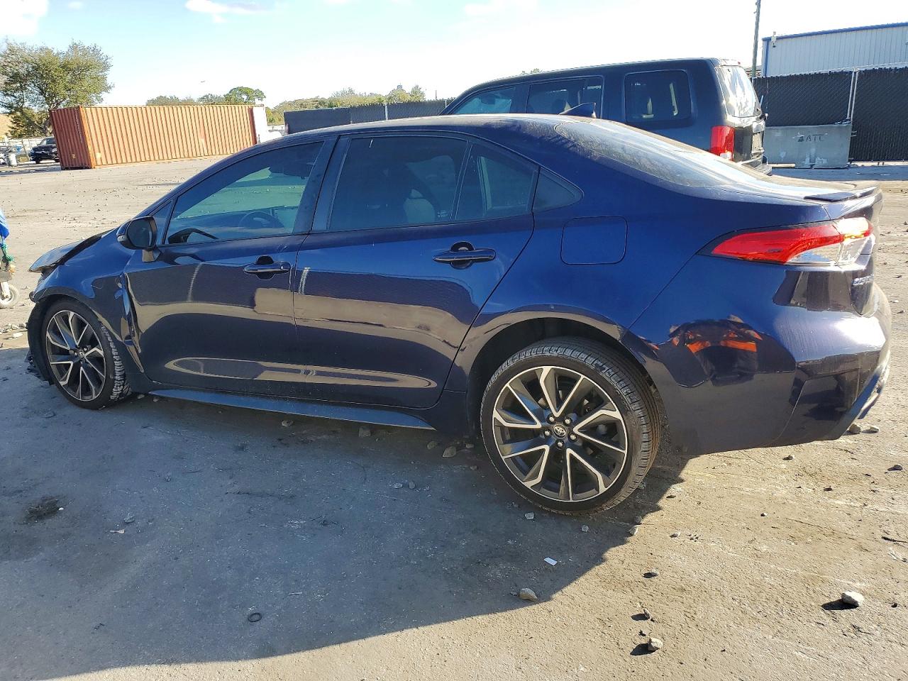 2020 TOYOTA COROLLA SE photo 2