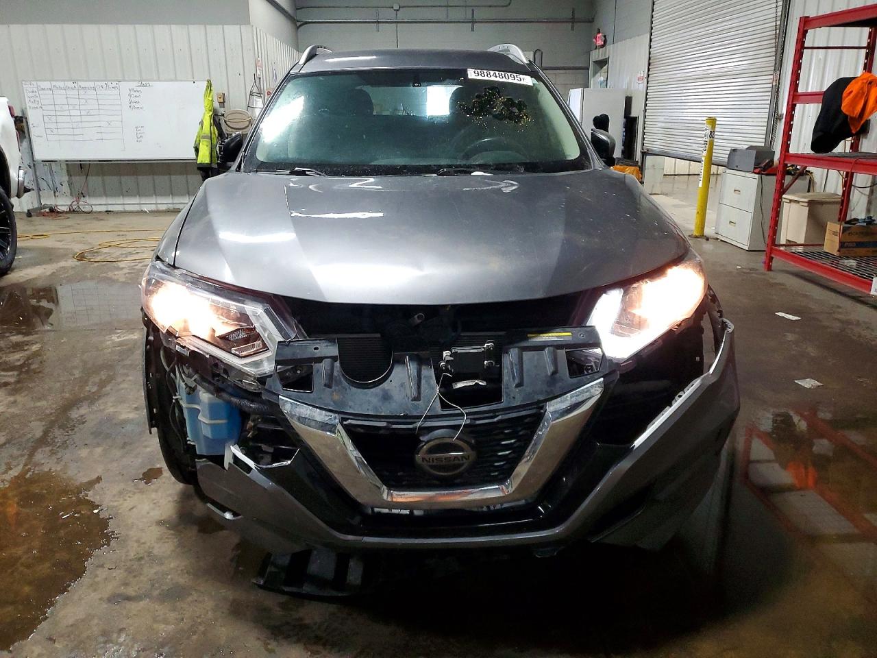 2018 NISSAN ROGUE S photo 5