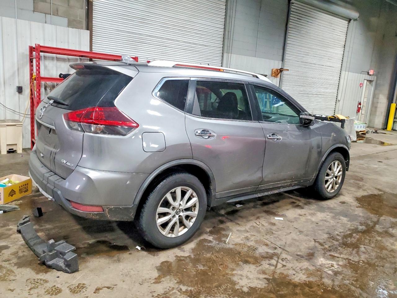 2018 NISSAN ROGUE S photo 3