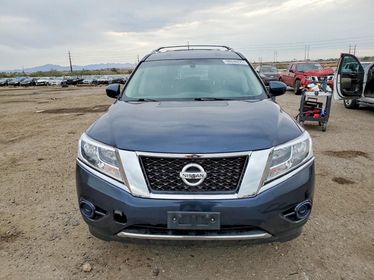 2013 NISSAN PATHFINDER S photo 5