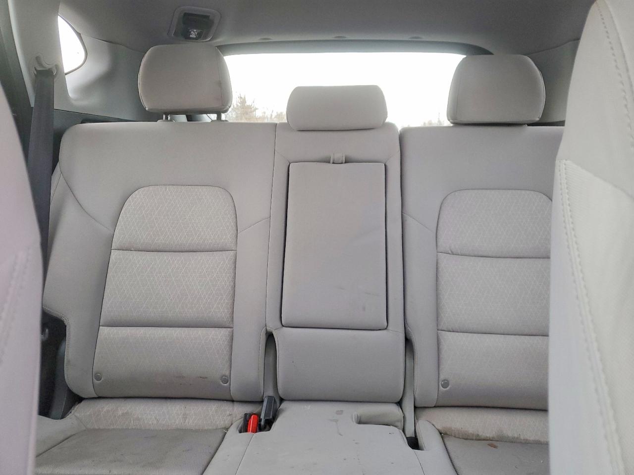 2018 HYUNDAI TUCSON SE photo 10