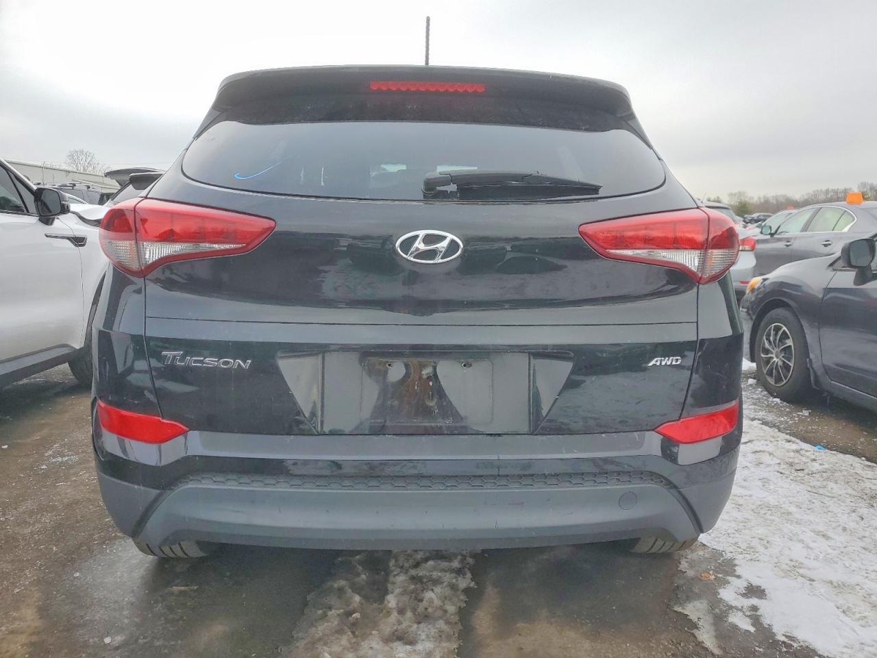 2018 HYUNDAI TUCSON SE photo 6