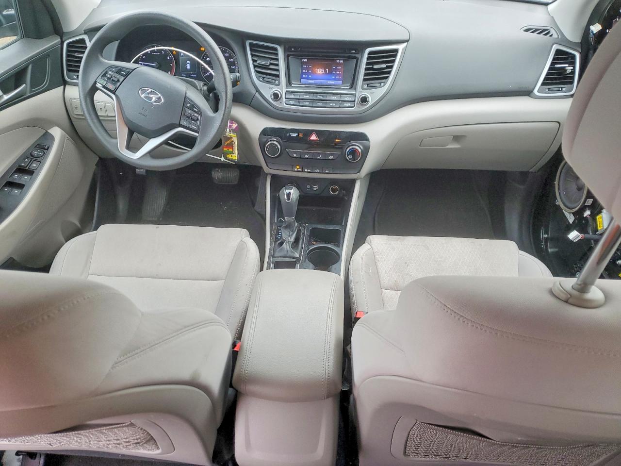 2018 HYUNDAI TUCSON SE photo 8