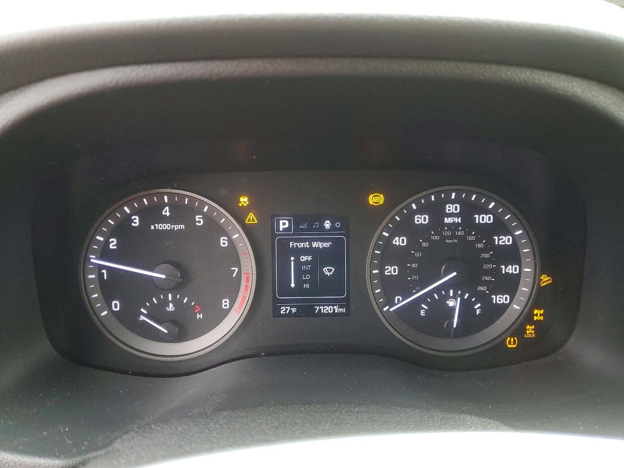 2018 HYUNDAI TUCSON SE photo 9