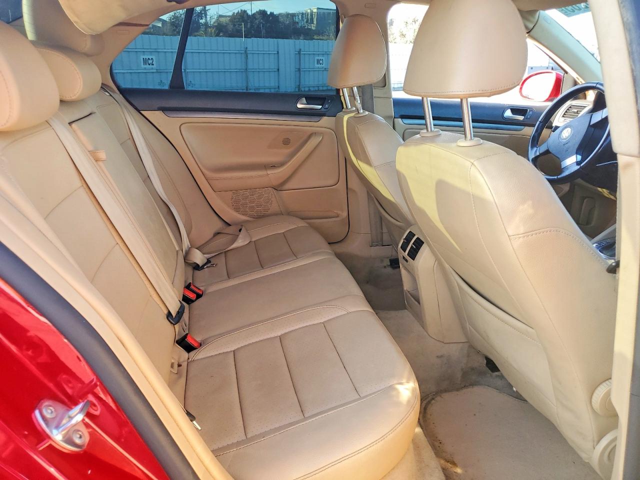 2009 VOLKSWAGEN JETTA SE photo 19