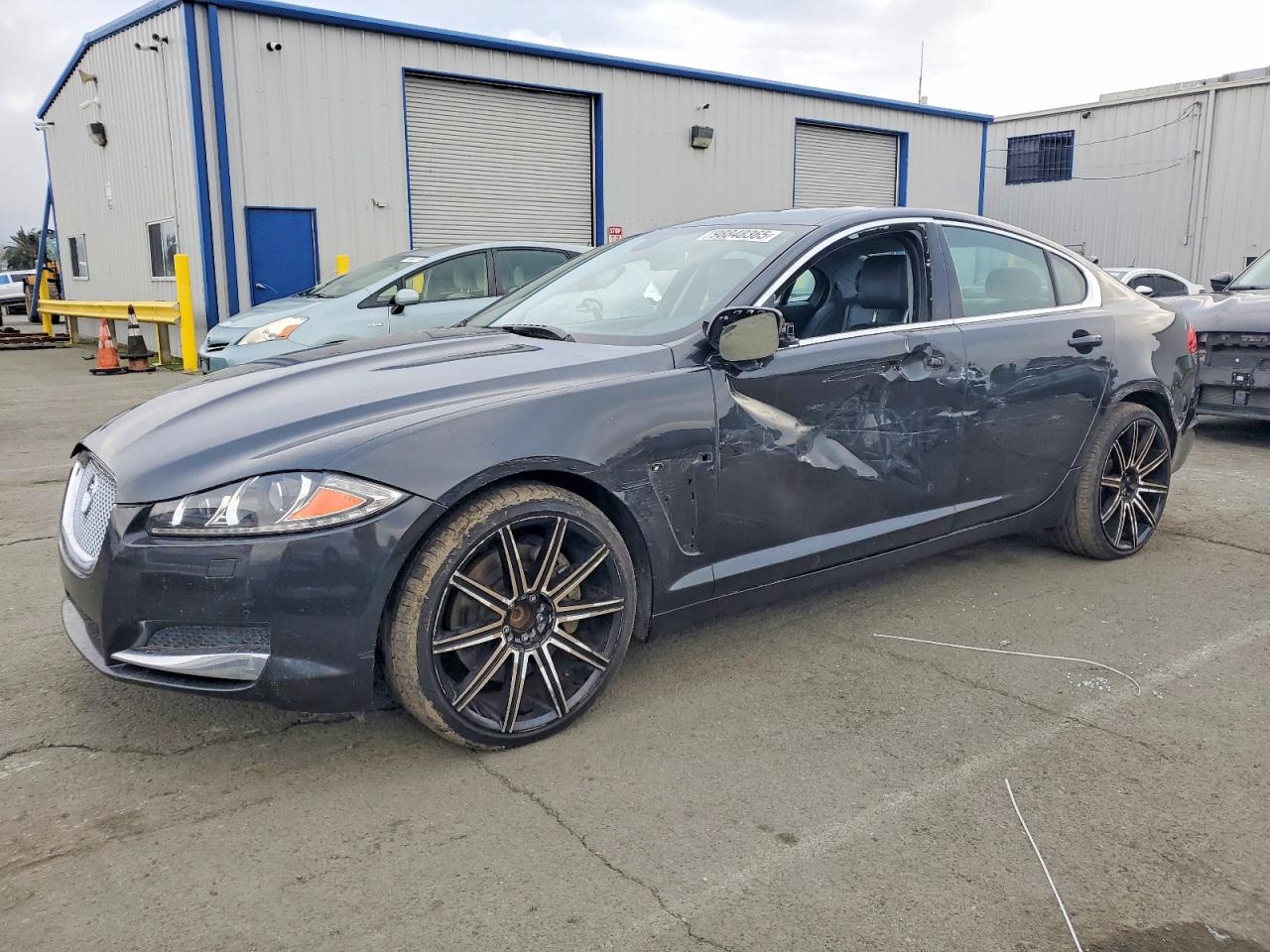 2015 JAGUAR XF